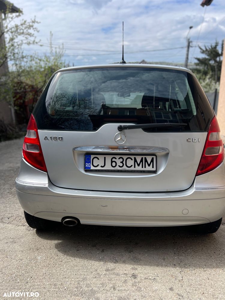 Mercedes-Benz A 180 - 6