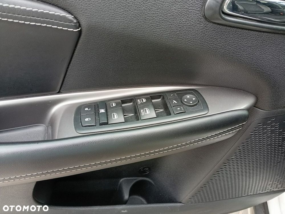Fiat Freemont 2.0 Multijet 16V DPF Automatik Allrad Cross - 29