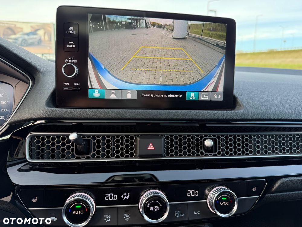 Honda Civic 2.0 i-MMD Advance BSI CVT - 36