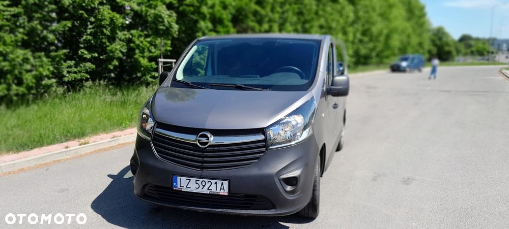Opel vivaro - 18