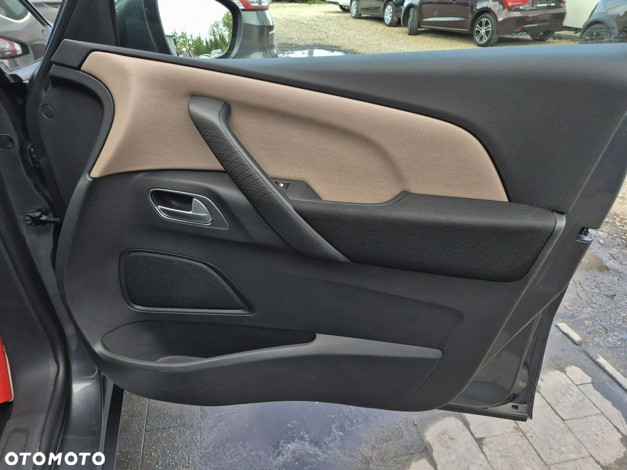 Citroën C4 Grand Picasso e-HDi 115 Intensive - 19