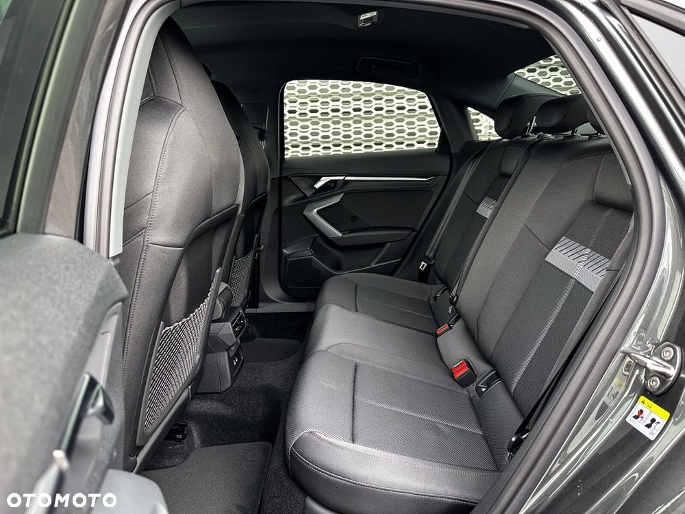 Audi A3 Limousine - 36