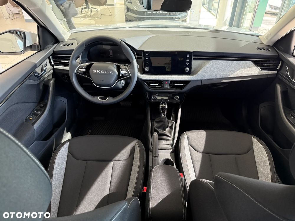 Skoda Kamiq 1.0 TSI Edition 130 DSG - 27