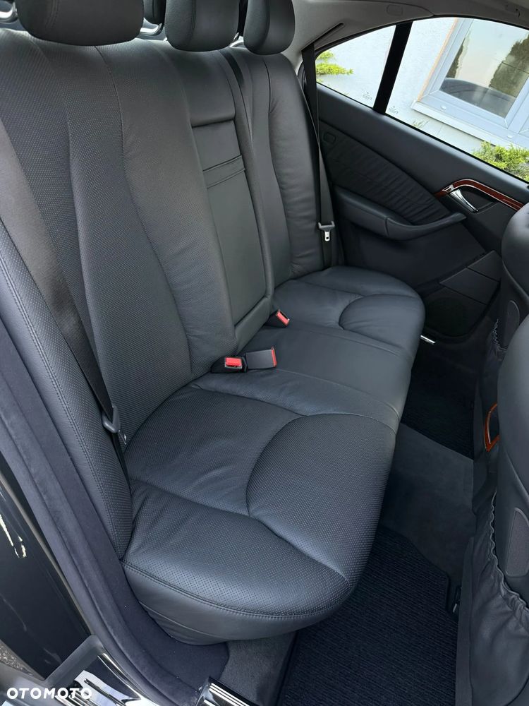 Mercedes-Benz Klasa S 500 4Matic - 34