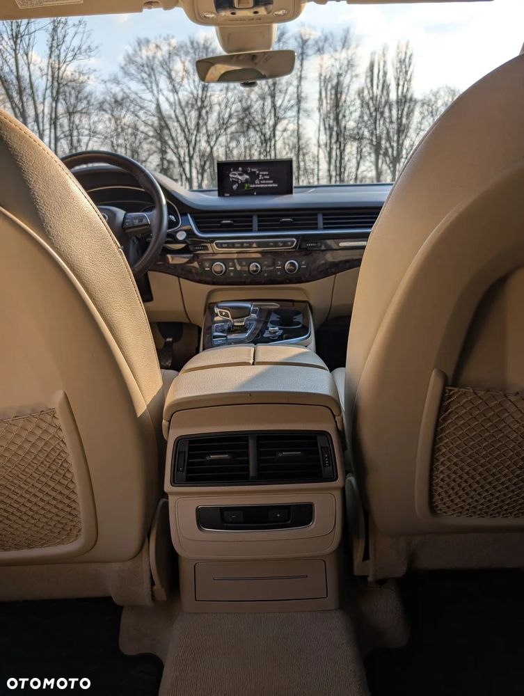Audi Q7 3.0 TFSI Quattro Tiptronic - 18