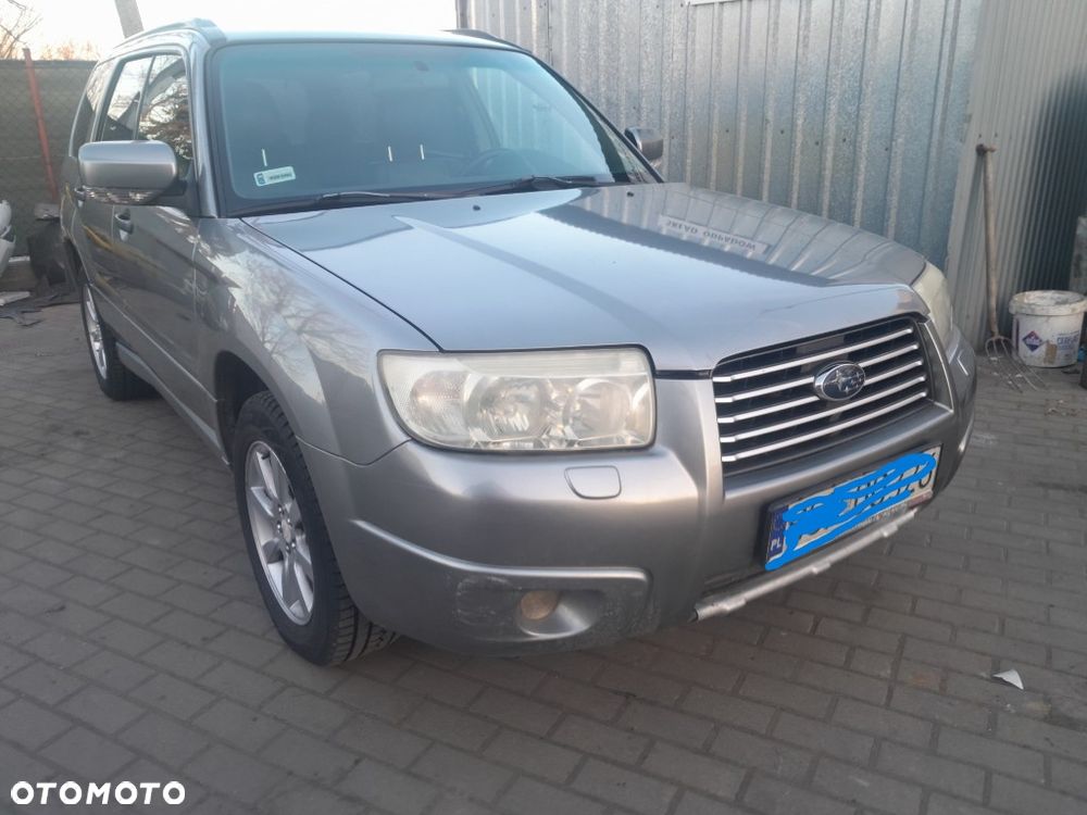 Subaru Forester 2.0 XA TRE - 4