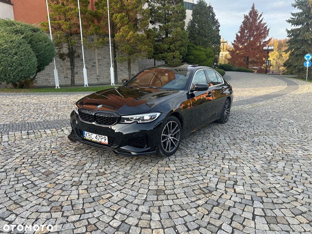 BMW Seria 3 330i xDrive M Sport - 1