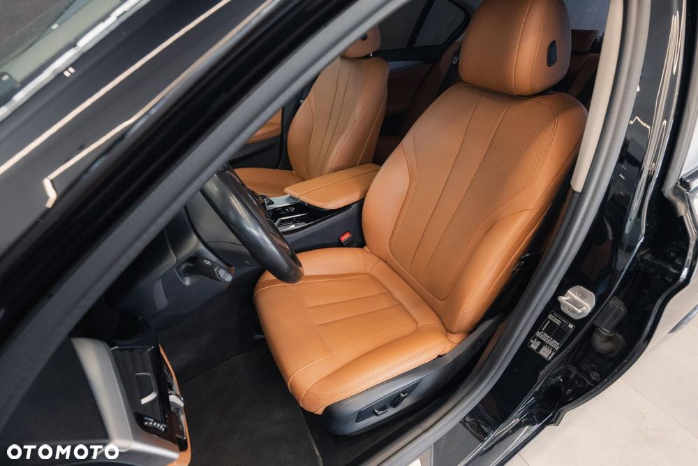 BMW Seria 5 - 14