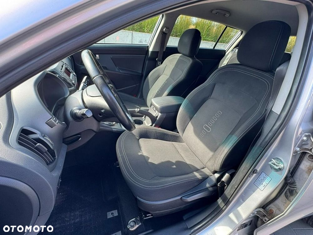 Kia Sportage - 16