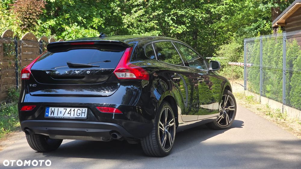 Volvo V40 T4 Drive-E Momentum - 10