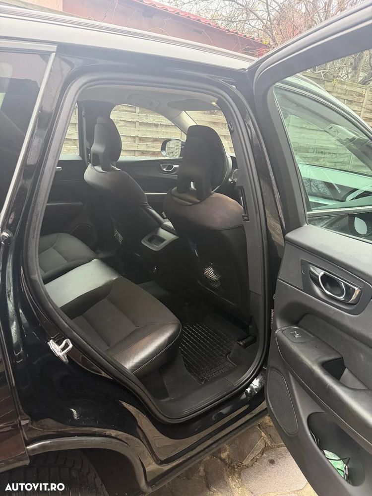 Volvo XC 60 D4 AWD Momentum - 3