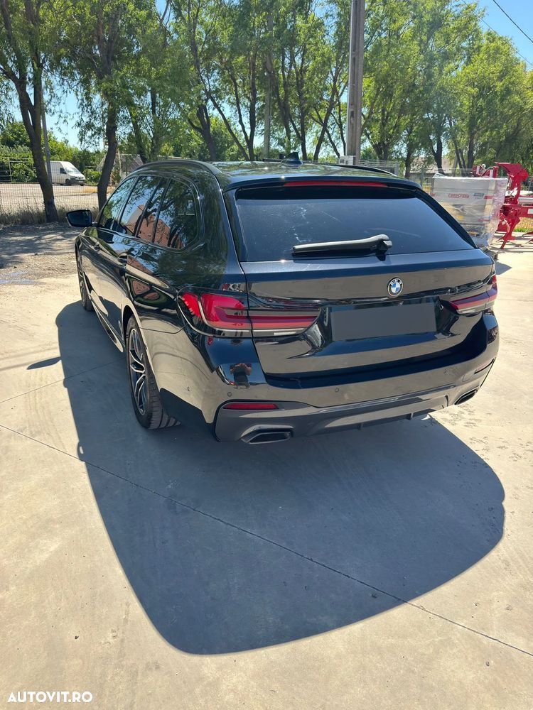 BMW Seria 5 530d AT MHEV - 4