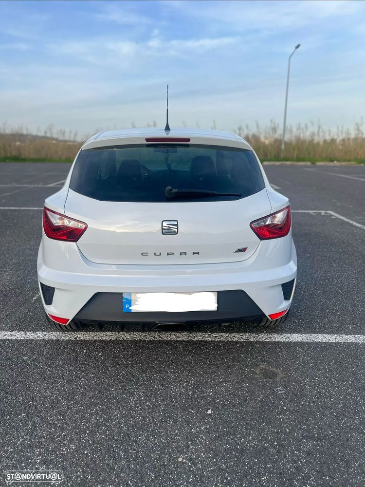 SEAT Ibiza SC 1.4 TSI DSG Cupra - 4
