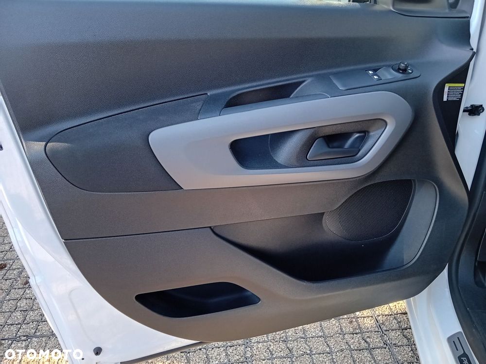 Toyota Proace City Verso 1.5 D-4D Business - 25