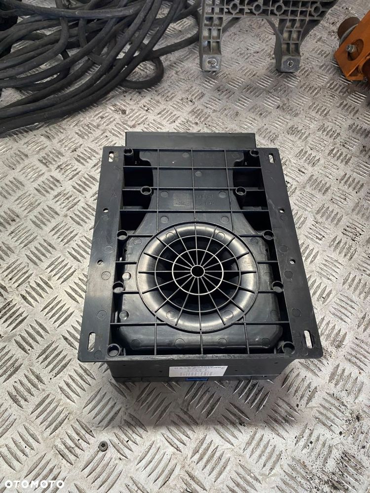 SUBWOOFER GŁOSNIK VOLVO FH4 21102150 - 1