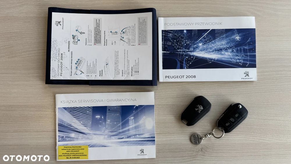 Peugeot 2008 1.2 PureTech Allure S&S - 31
