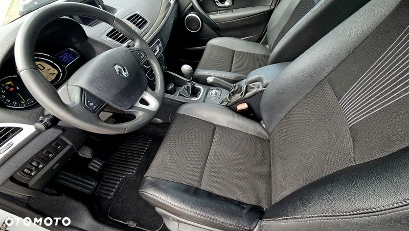 Renault Megane 1.6 16V Dynamique - 24