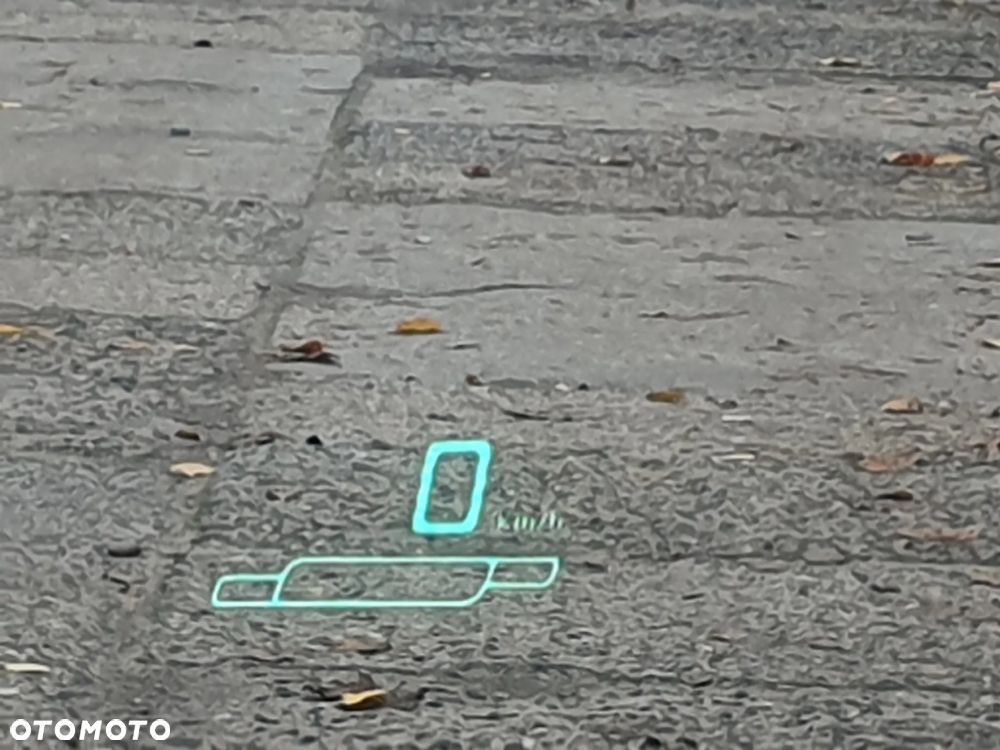 Toyota Prius (Hybrid) - 19