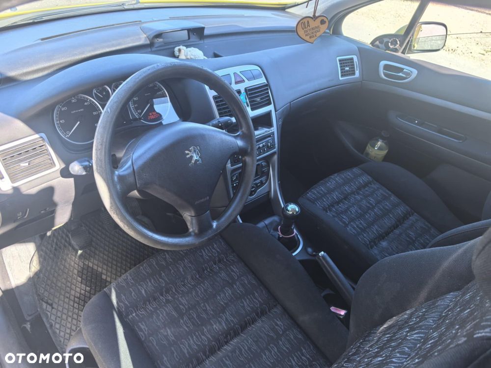 Peugeot 307 - 11