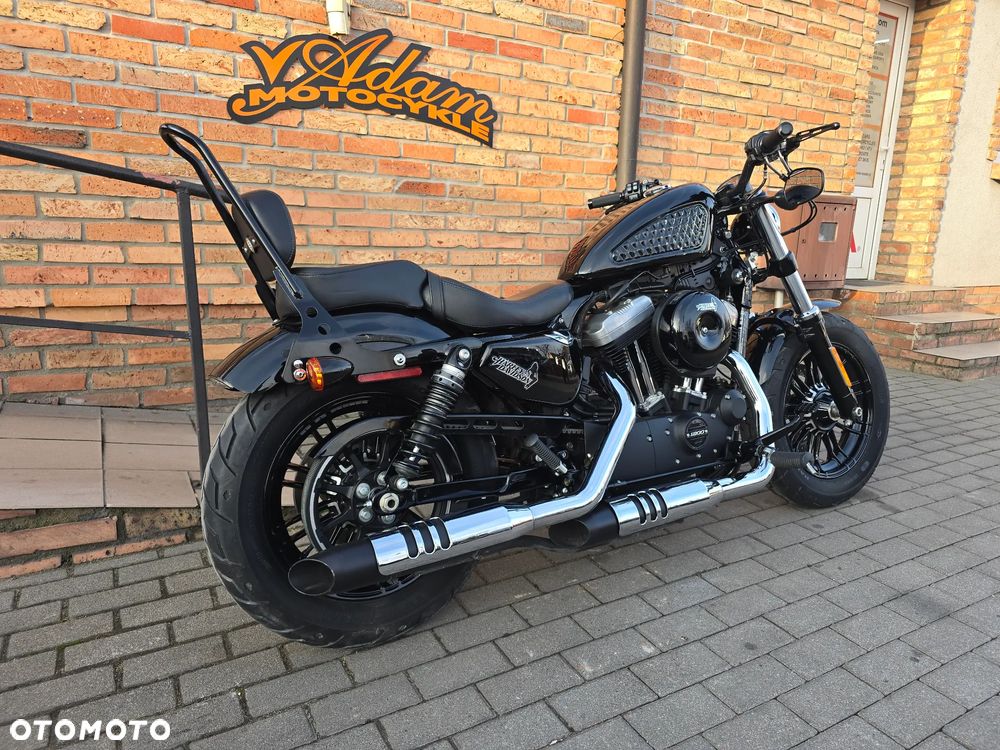 Harley-Davidson Sportster Forty-Eight - 12