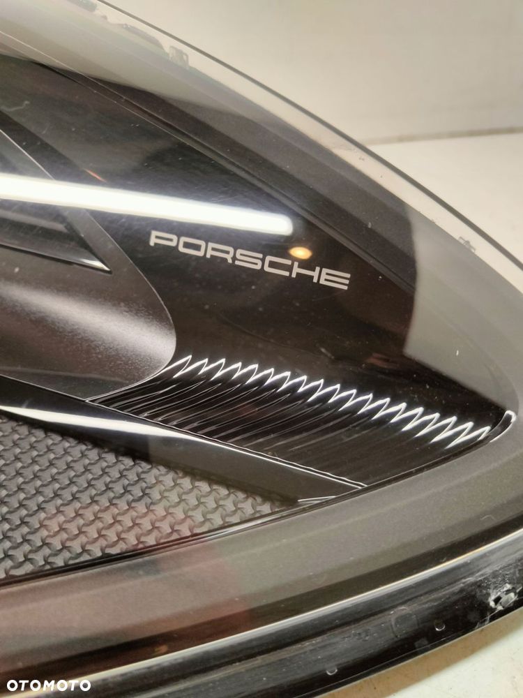 porsche macan lift 95b941010ah lampa f-led prawa - 2