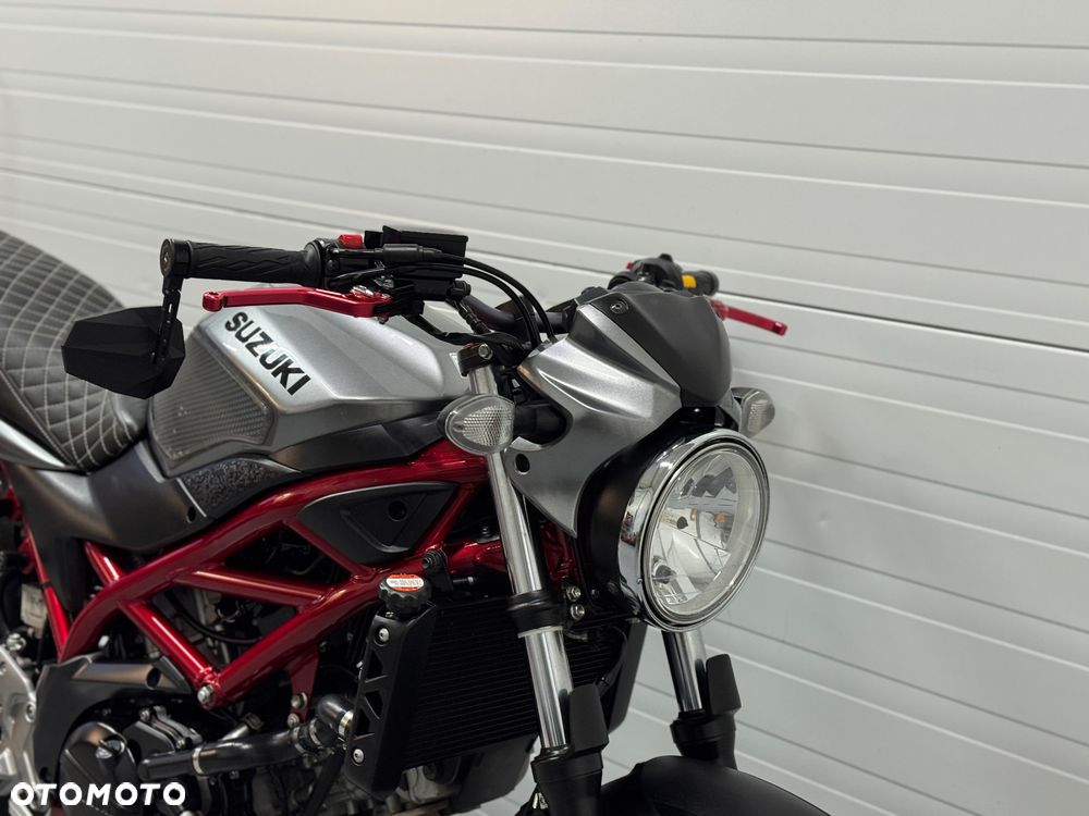 Suzuki SV - 8