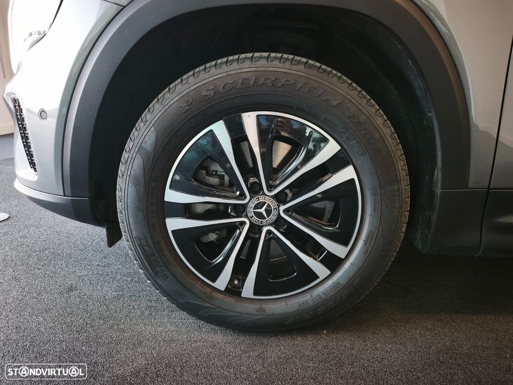 Mercedes-Benz GLB 180 d Progressive - 10