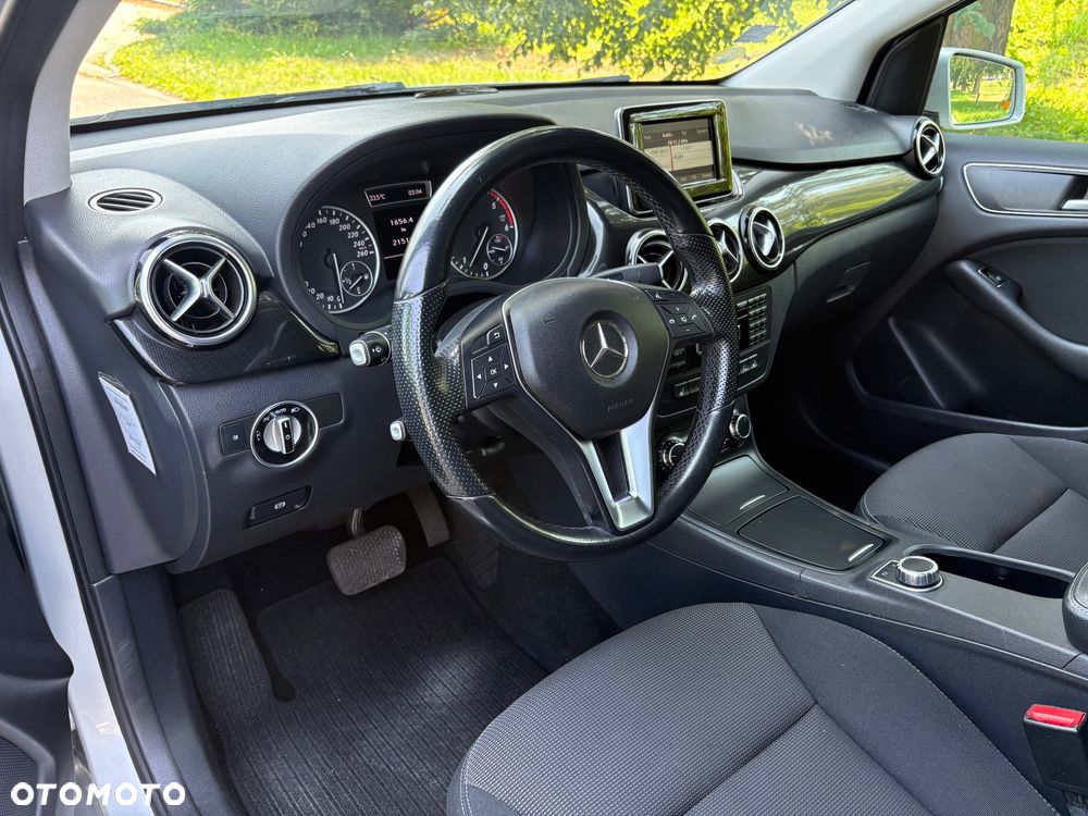 Mercedes-Benz Klasa B 180 d 7G-DCT Edition - 12