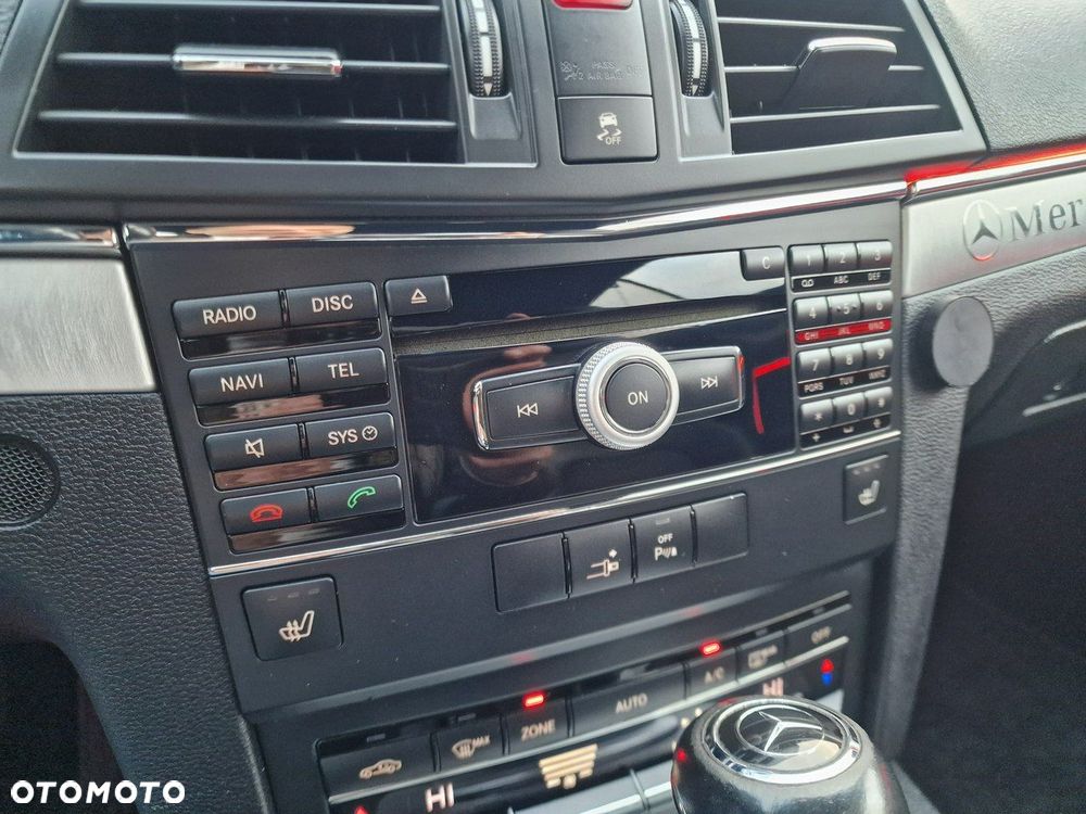 Mercedes-Benz Klasa E - 29