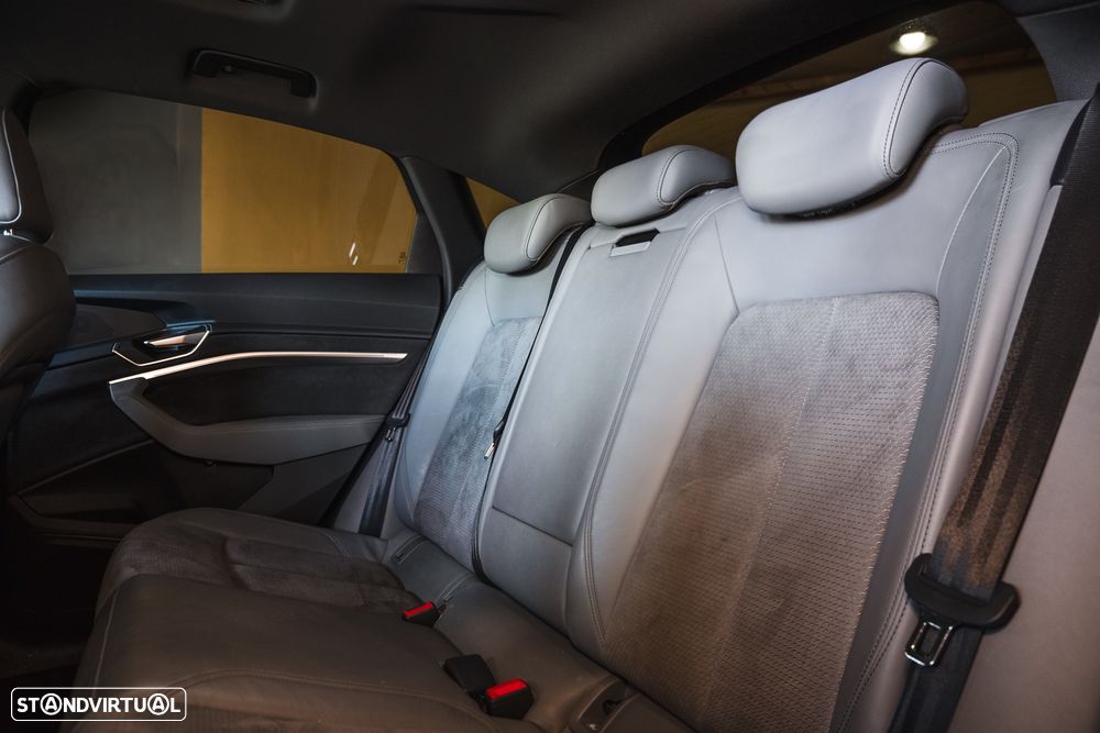 Audi e-tron 55 quattro S line - 8