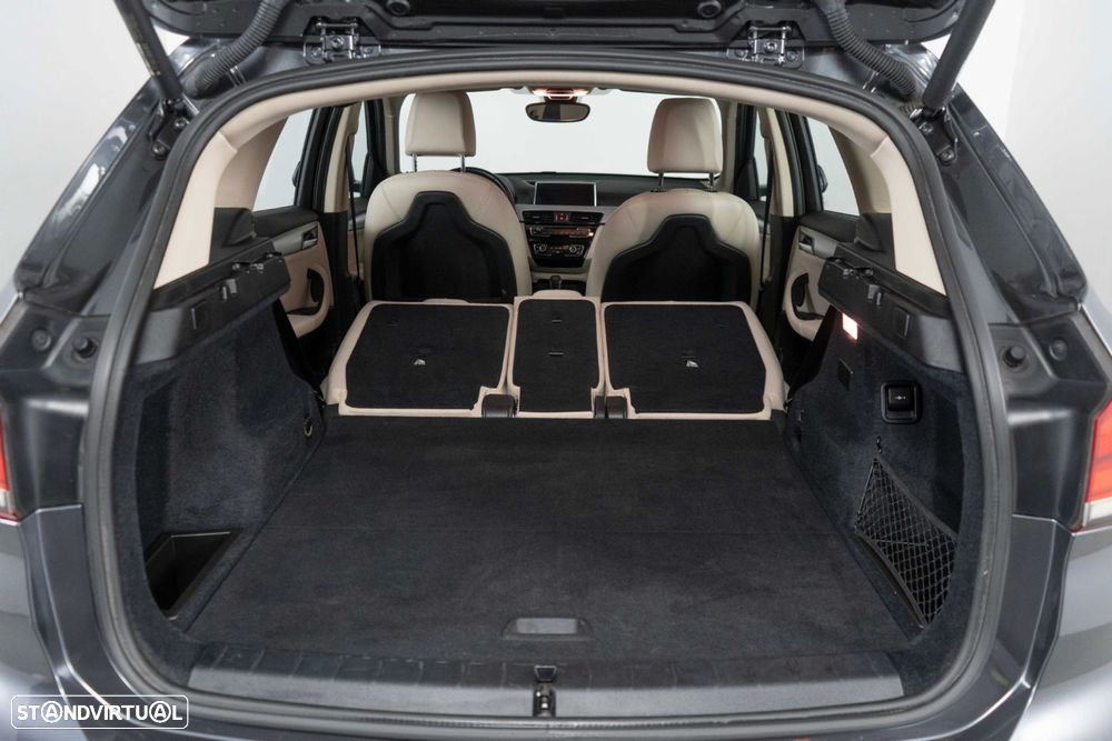 BMW X1 25 e xDrive Corporate Edition - 22