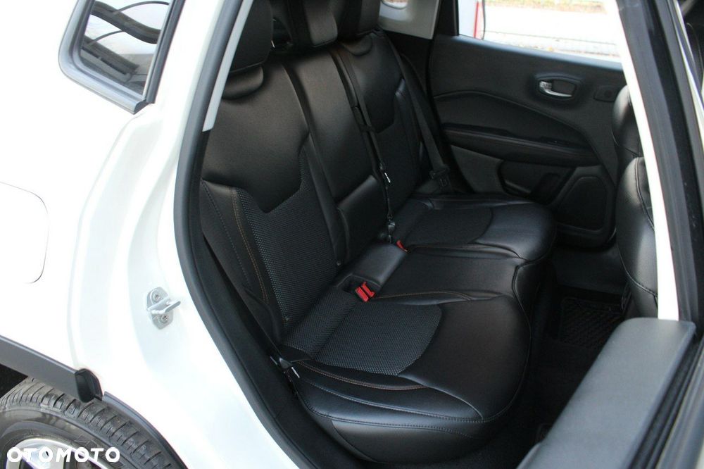 Jeep Compass 1.4 TMair Limited 4WD S&S - 12