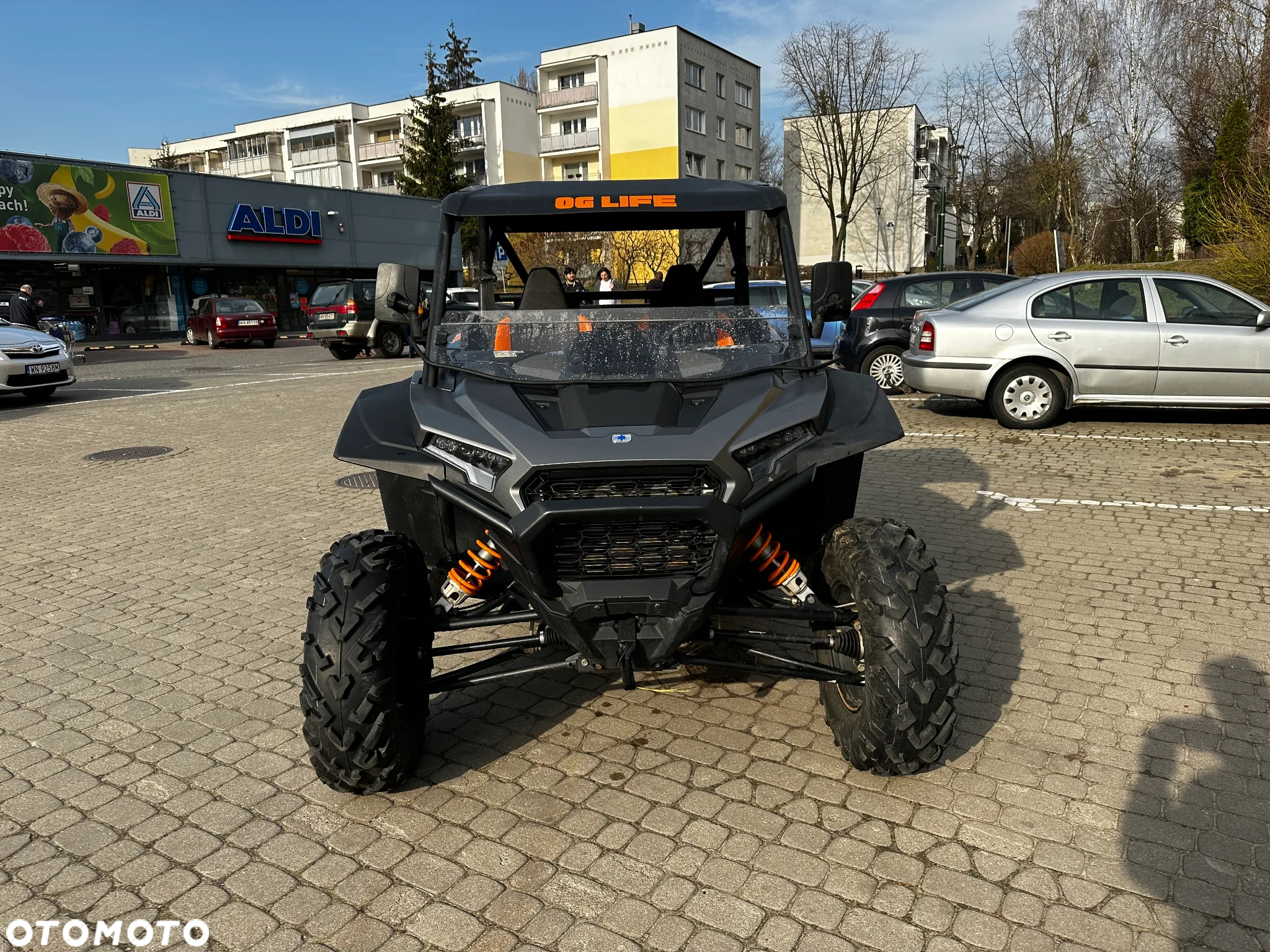 Polaris RZR