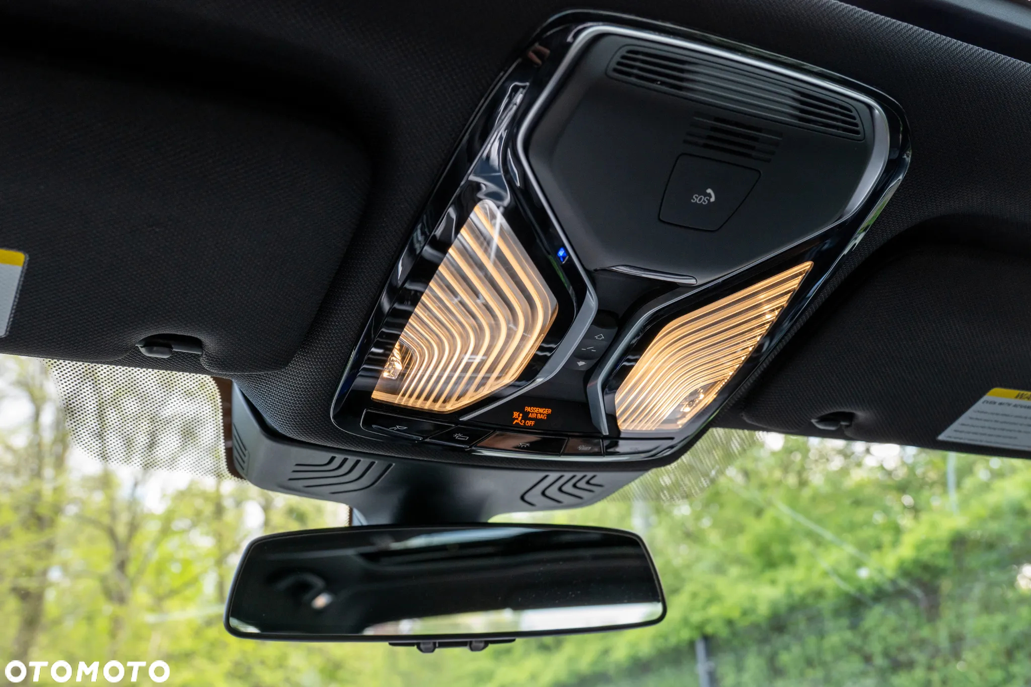 BMW Seria 7 740Li - 26