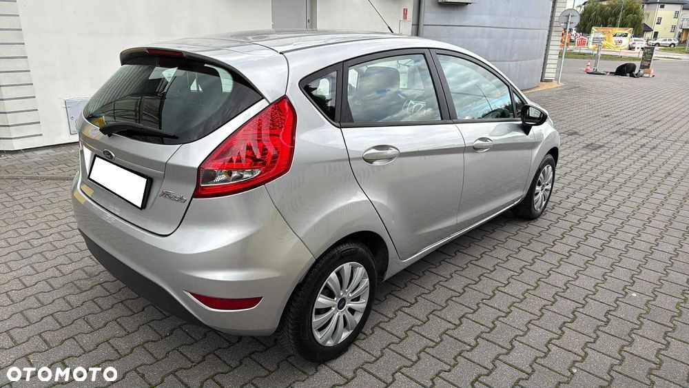 Ford Fiesta 1.25 Champions Edition - 4