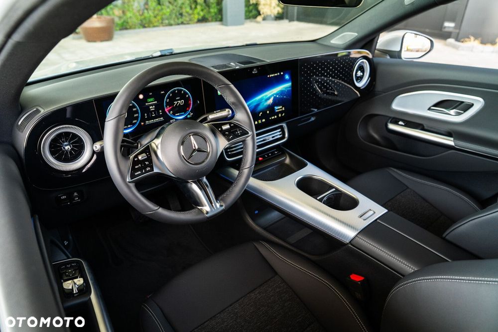 Mercedes-Benz CLA - 14