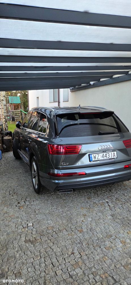 Audi Q7 - 4
