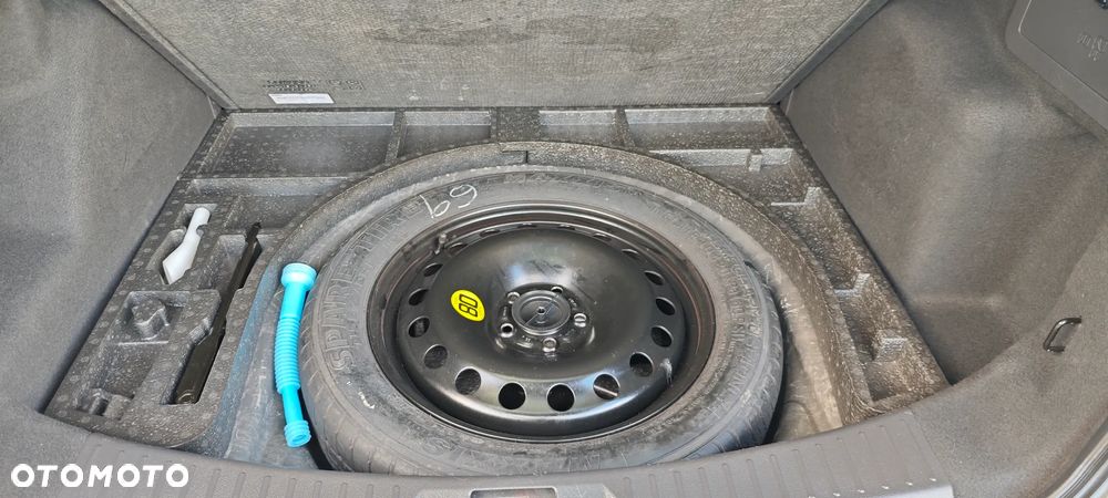 Ford Kuga 1.5 EcoBoost 2x4 Titanium - 24