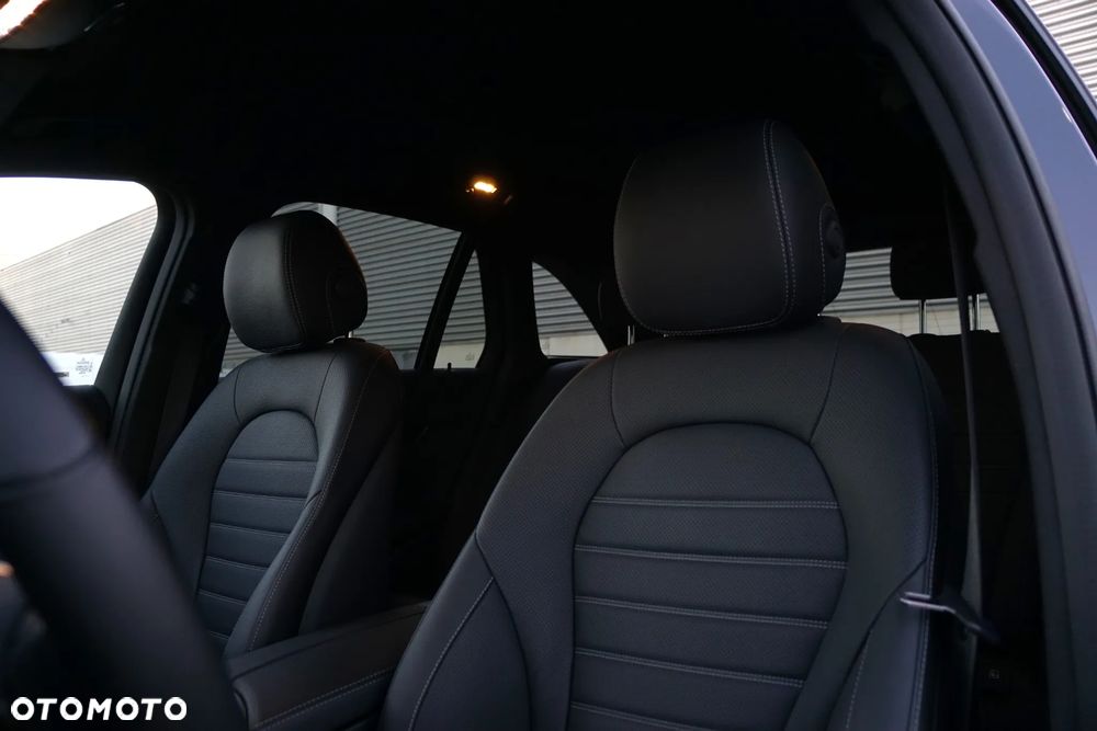 Mercedes-Benz GLC 300 4-Matic - 13