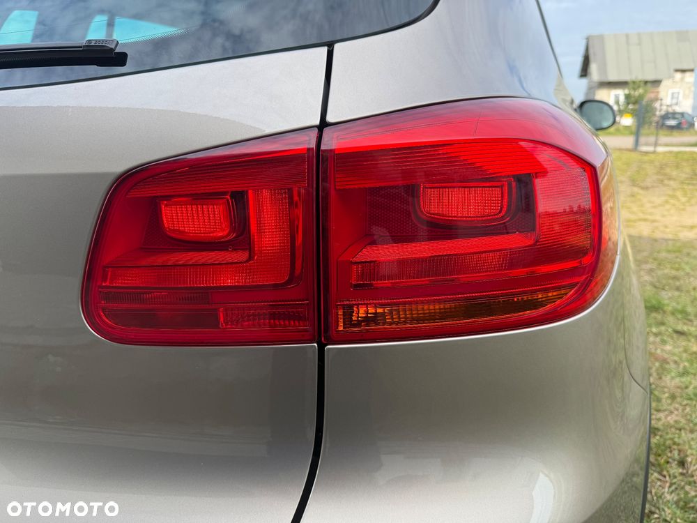 Volkswagen Tiguan 2.0 TDI DPF 4Motion BlueMotion Technology DSG Cup Sport & Style - 38
