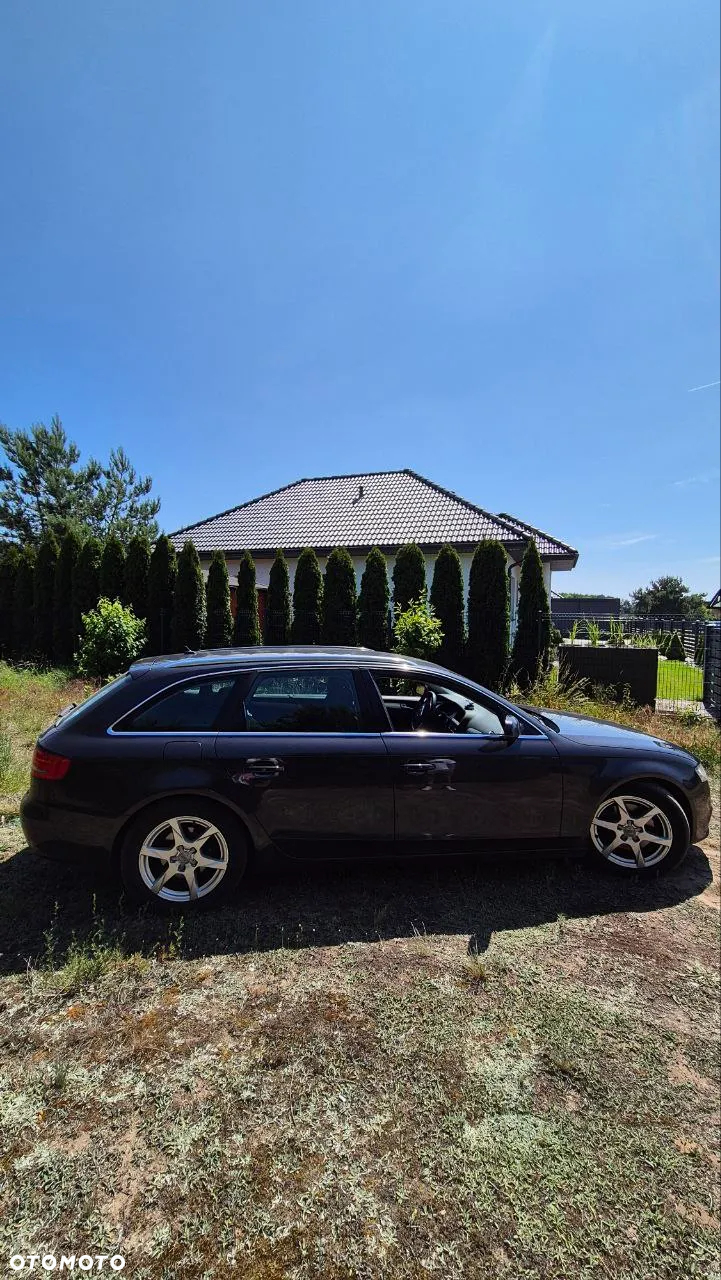 Audi A4 - 4