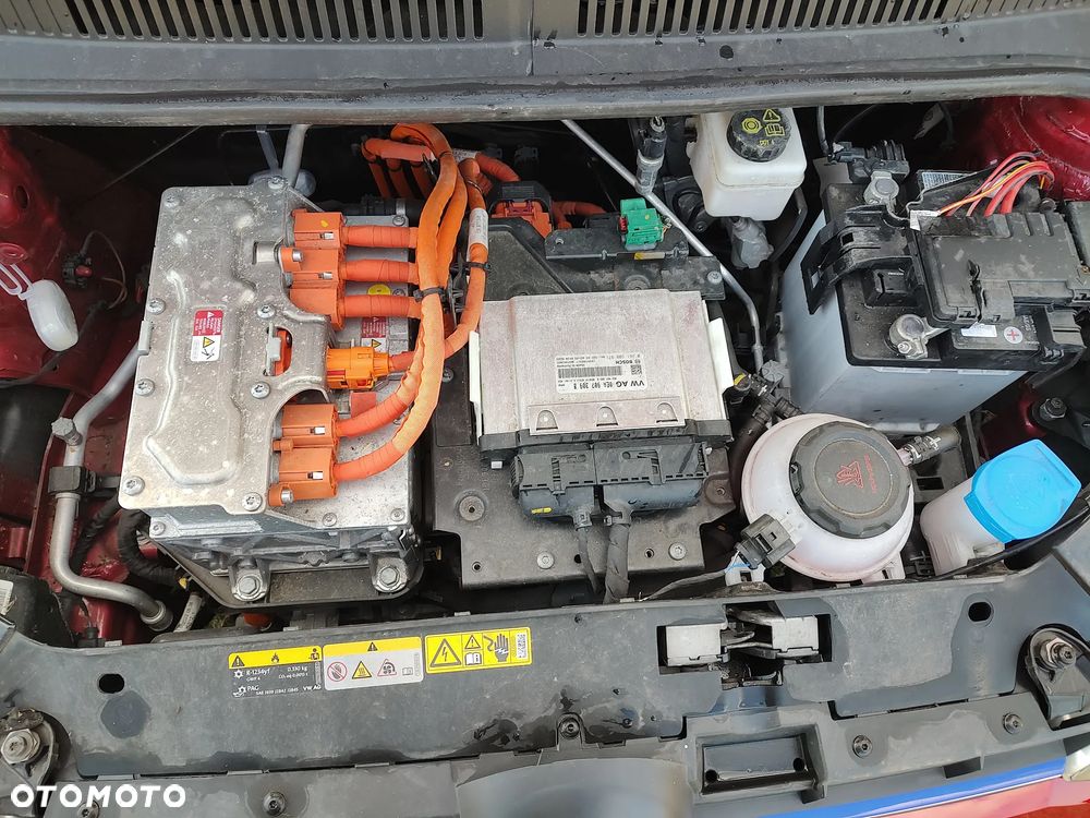 Volkswagen up! e-up United - 27