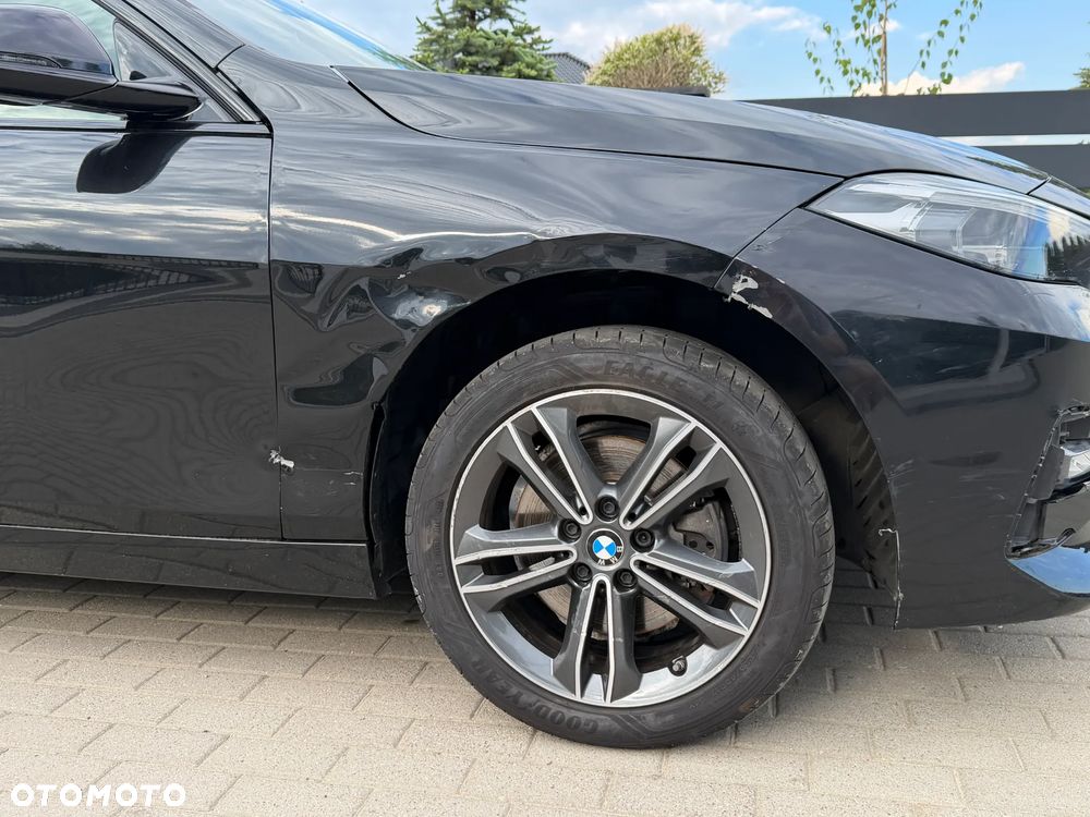 BMW Seria 2 218i Sport Line - 26
