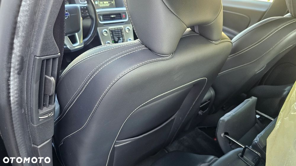 Volvo S60 D3 Drive-E Summum - 34