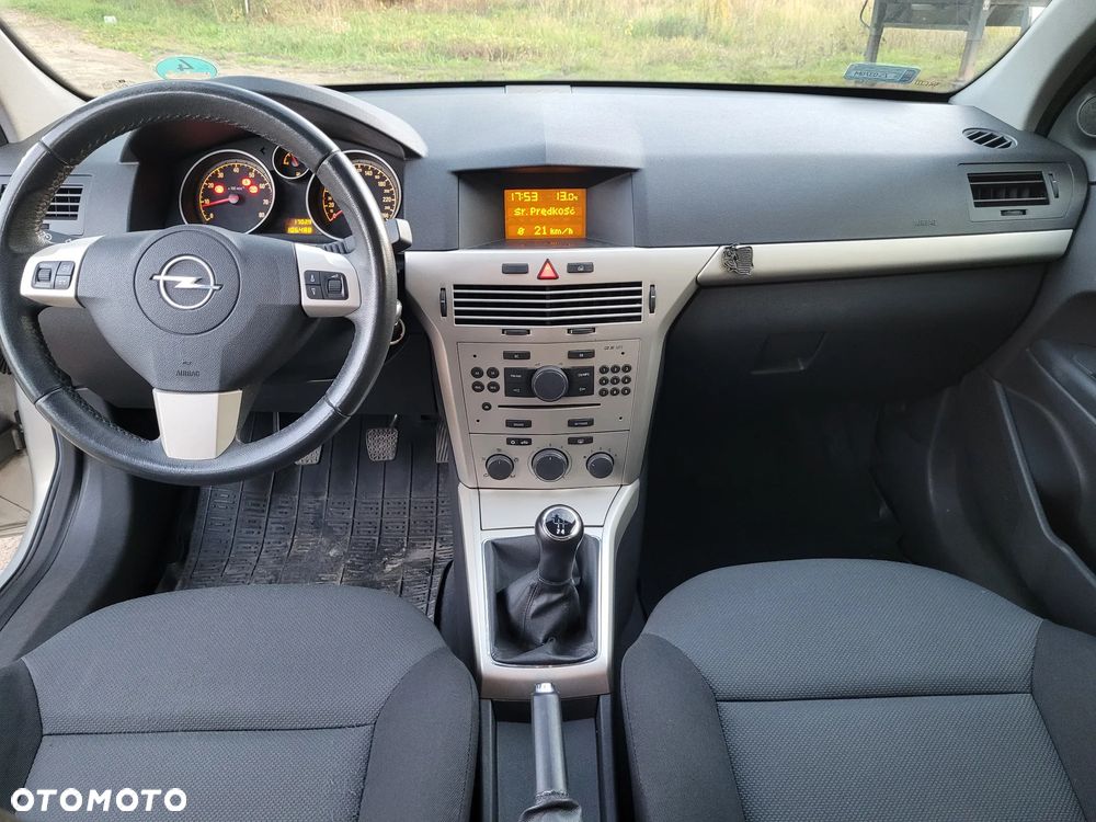 Opel Astra - 8