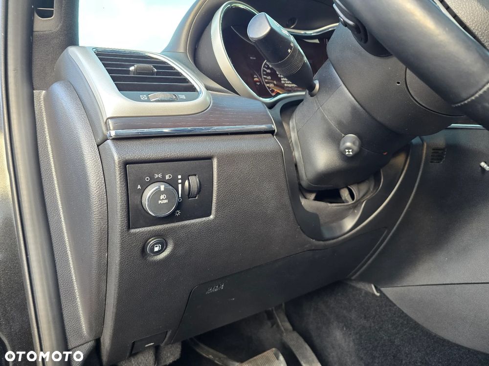 Jeep Grand Cherokee 5.7 V8 HEMI Summit - 30