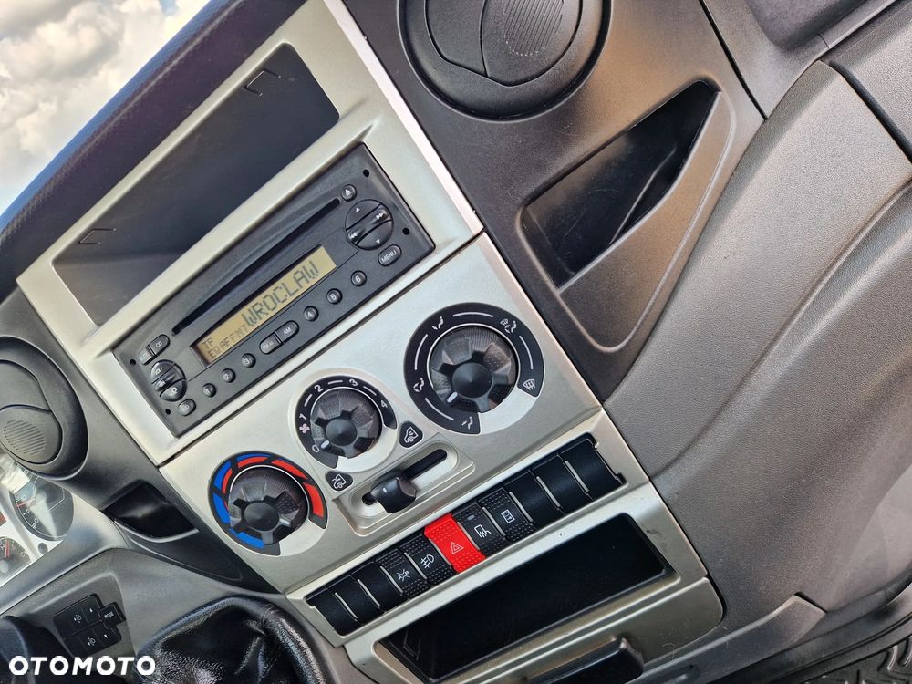 Iveco IVECO 35S13 2,3 HPI 130 KONNA SKRZYNIA 4,2M WEBASTO GWARANCJA - 24