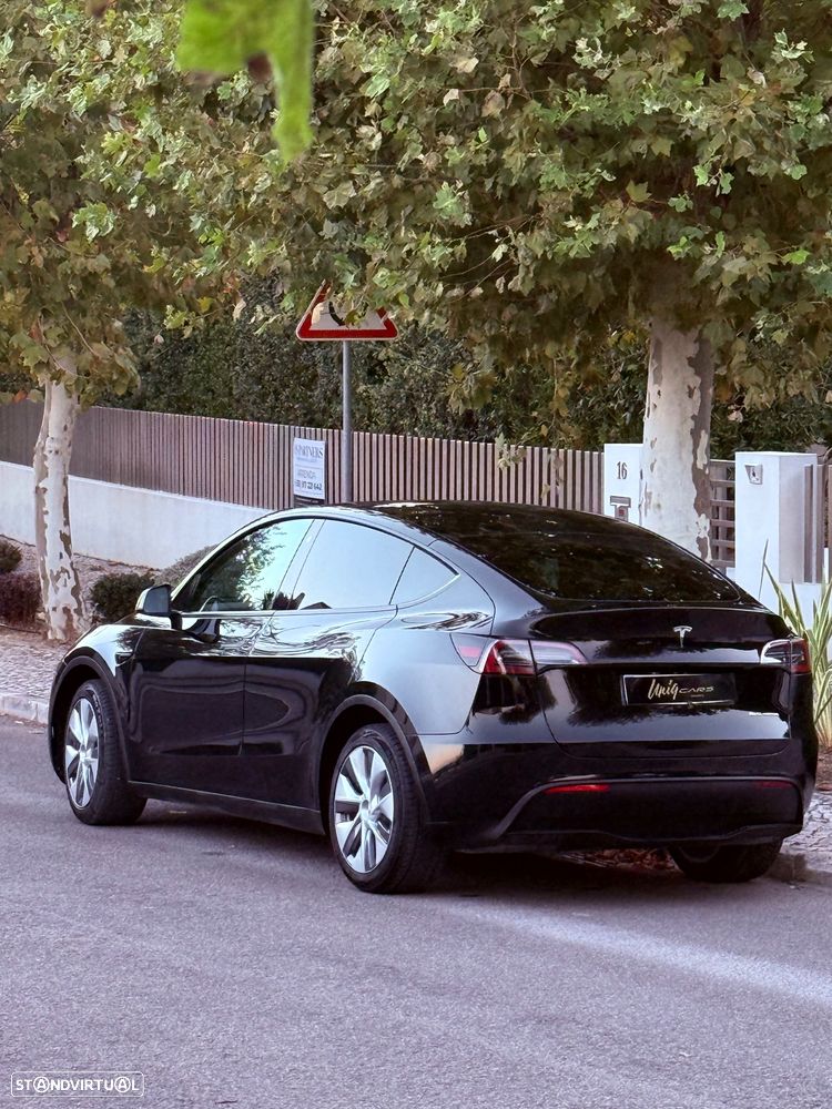 Tesla Model Y Long Range Dual Motor AWD - 30