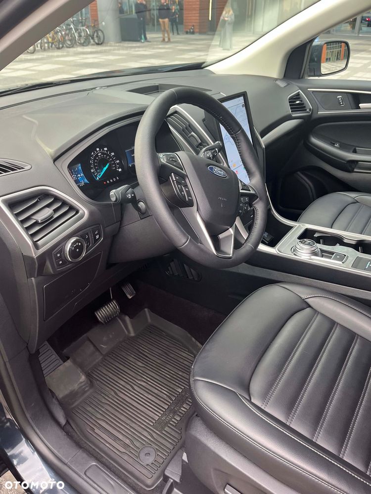 Ford Edge - 12