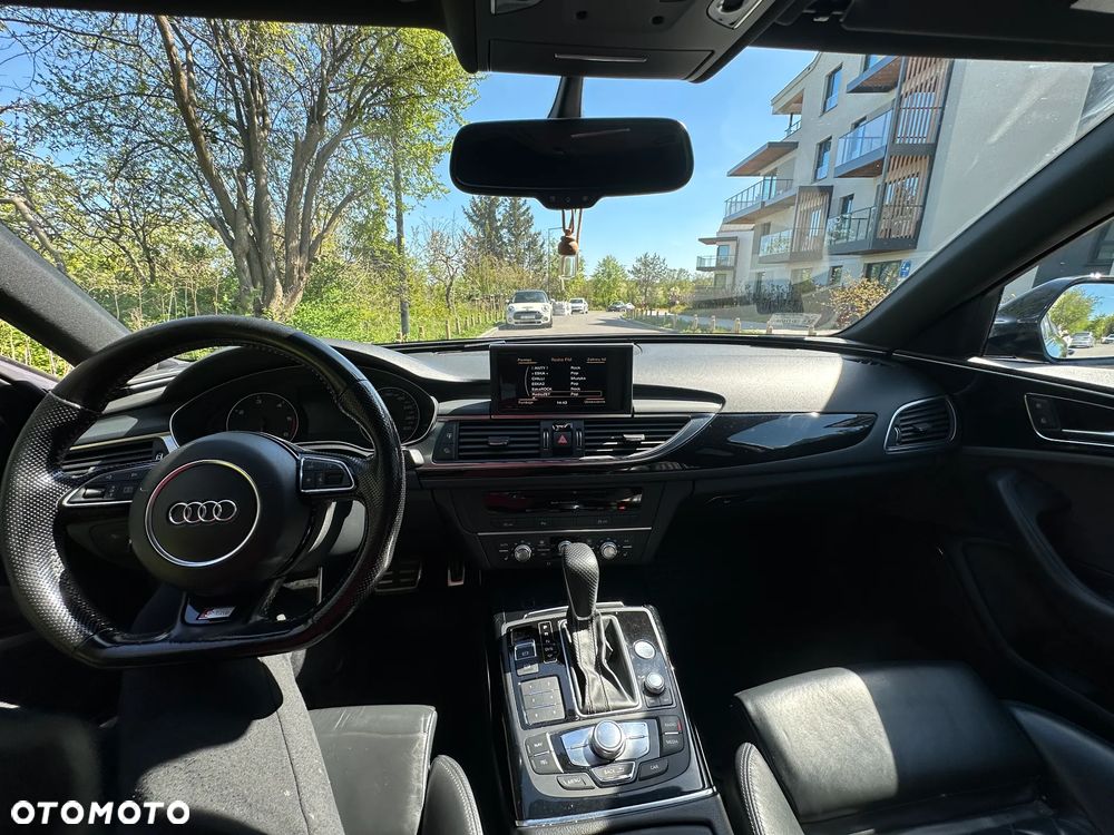 Audi A6 Avant 2.0 TDI Ultra S tronic - 9
